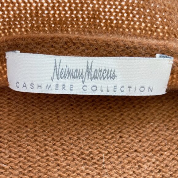 Neiman Marcus Cashmere Cardigan with Metal Clasp - Picture 3 of 11